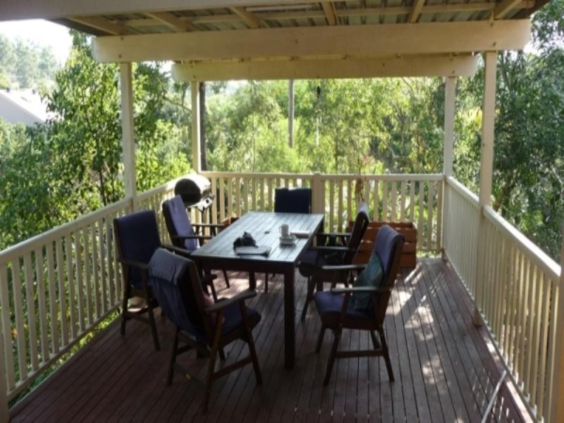 15 Tetragona Drive, Arana Hills QLD 4054