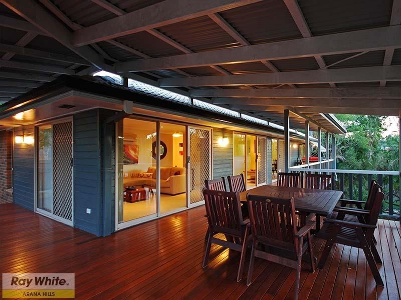 4 Whitewood Place, Arana Hills QLD 4054