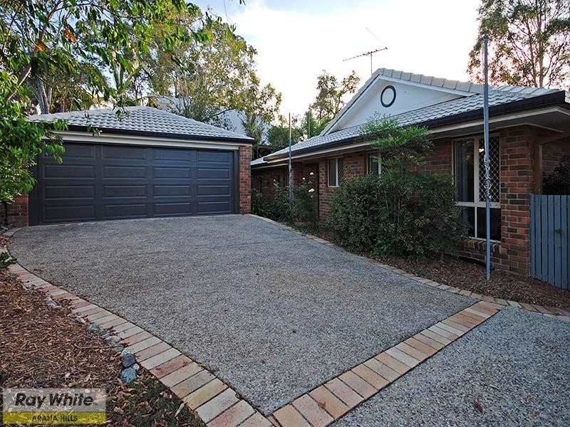 4 Whitewood Place, Arana Hills QLD 4054