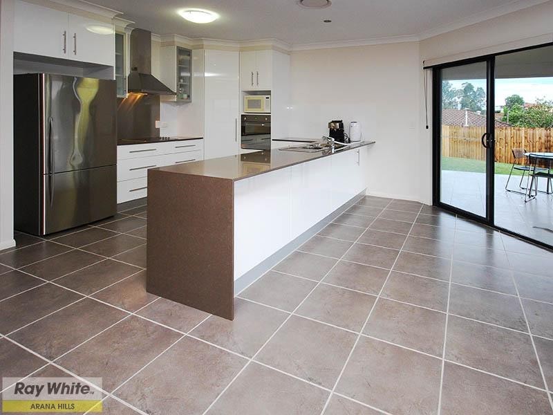 17 Penambul Crescent, Ferny Hills QLD 4055