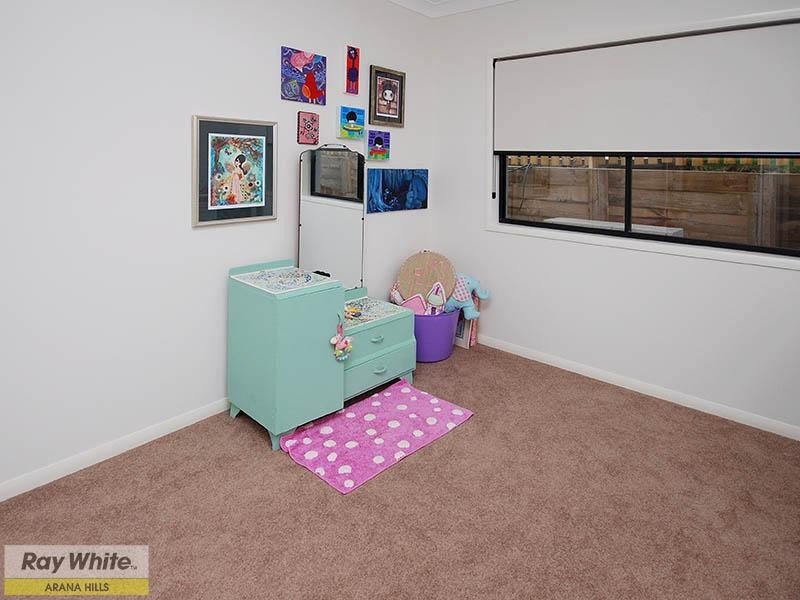 17 Penambul Crescent, Ferny Hills QLD 4055