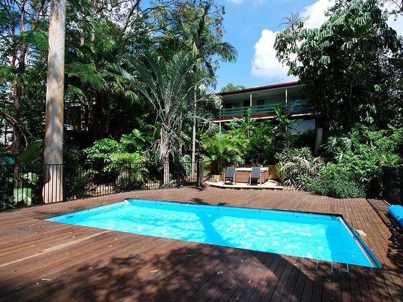 Arana Hills QLD 4054