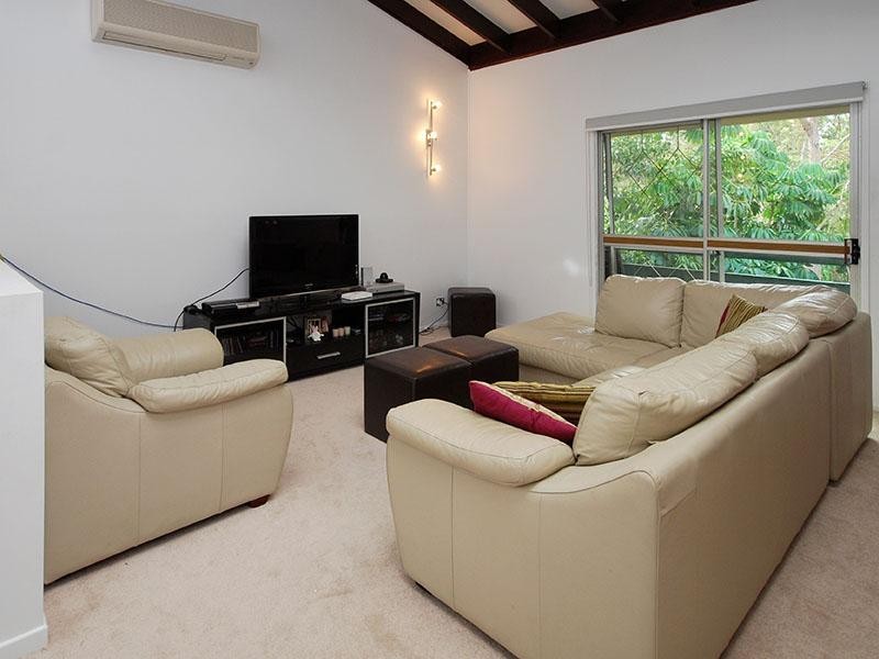 Arana Hills QLD 4054