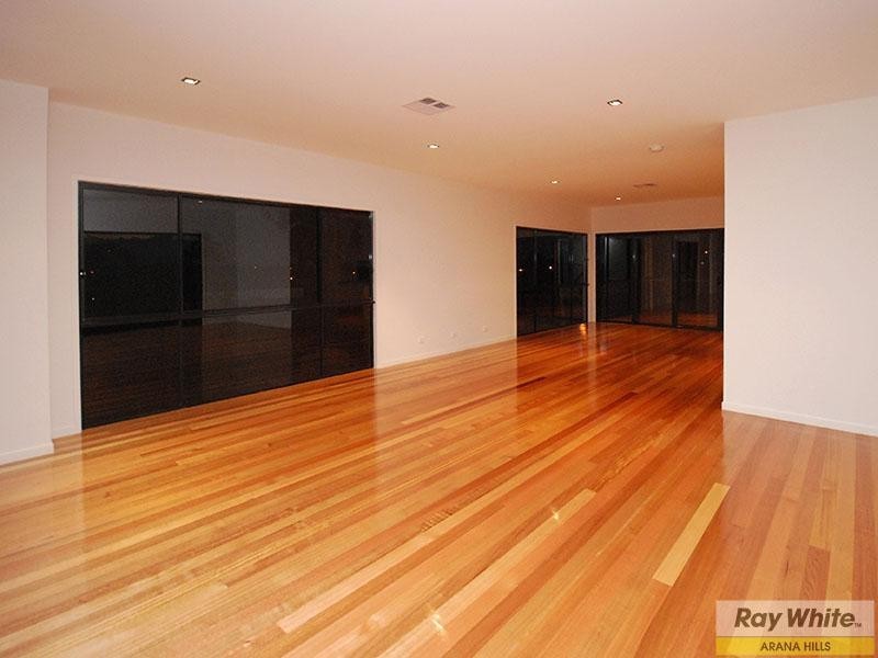 Arana Hills QLD 4054