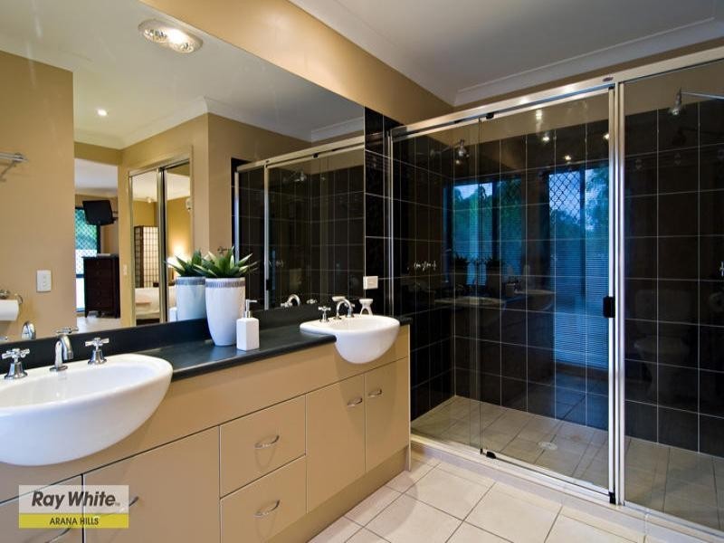 34 Quandong Crescent, Arana Hills QLD 4054