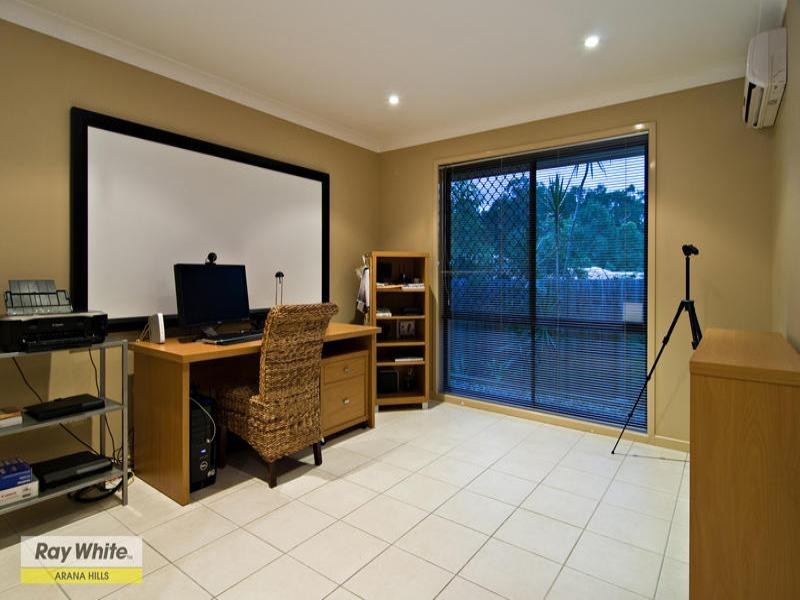 34 Quandong Crescent, Arana Hills QLD 4054