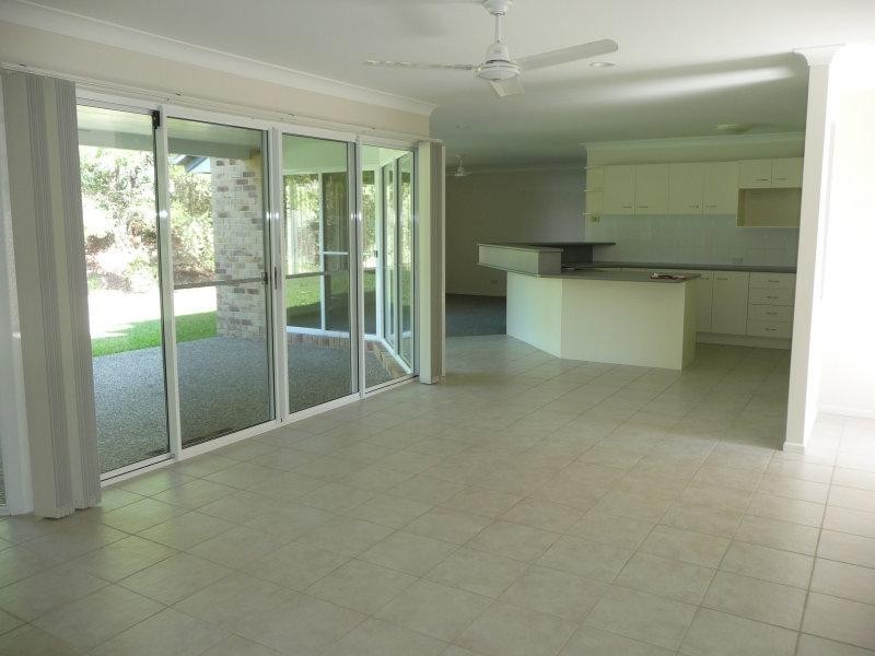 Arana Hills QLD 4054