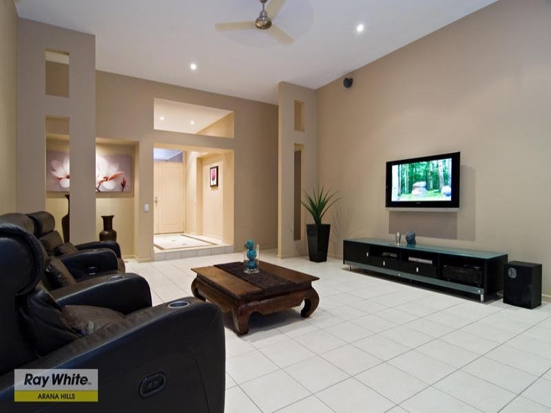 34 Quandong Crescent, Arana Hills QLD 4054