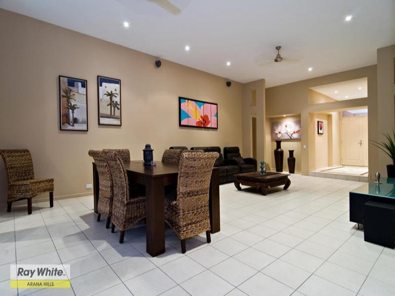 34 Quandong Crescent, Arana Hills QLD 4054