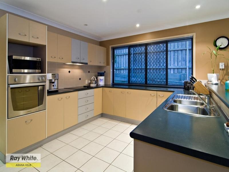 34 Quandong Crescent, Arana Hills QLD 4054