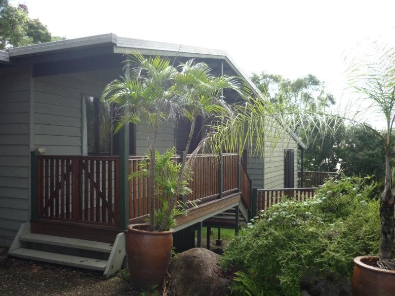 329 Dawson Parade, Arana Hills QLD 4054