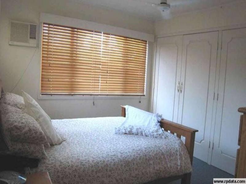 36 Gordon Road, Ferny Hills QLD 4055