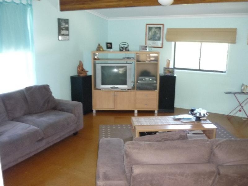 1 Linkwood Drive, Ferny Hills QLD 4055