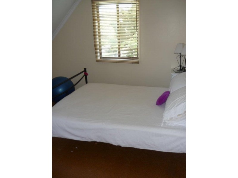 1 Linkwood Drive, Ferny Hills QLD 4055