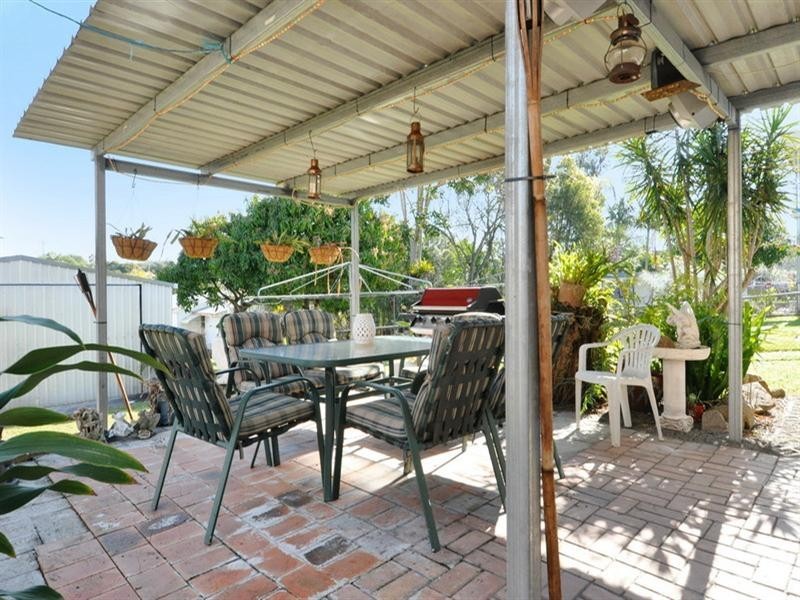 13 Yanderra Avenue, Arana Hills QLD 4054