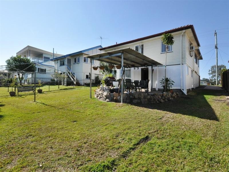 13 Yanderra Avenue, Arana Hills QLD 4054