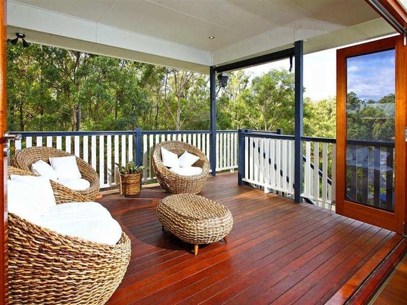 4 Crampton Court, Arana Hills QLD 4054