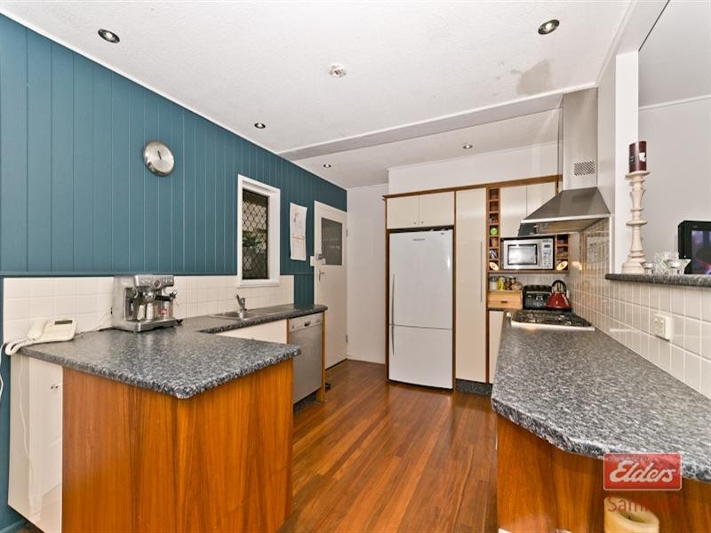 28 Gordon Road, Ferny Hills QLD 4055