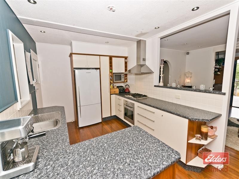 28 Gordon Road, Ferny Hills QLD 4055