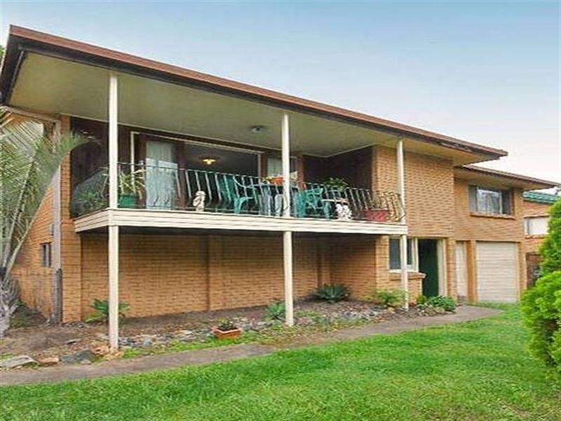 21 Caesar Road, Ferny Hills QLD 4055