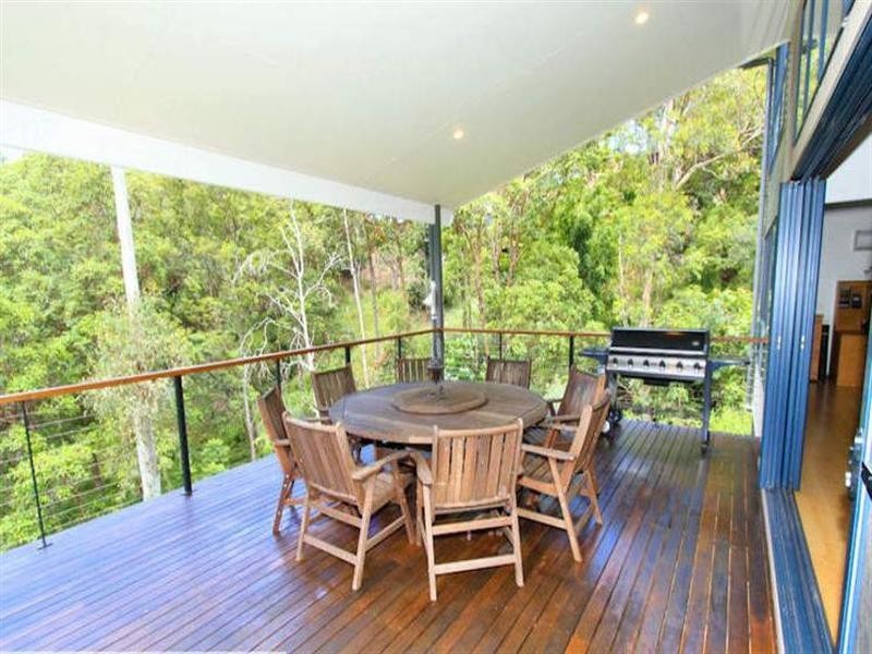 8 Torwood Court, Ferny Hills QLD 4055