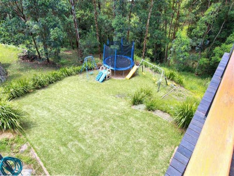 8 Torwood Court, Ferny Hills QLD 4055