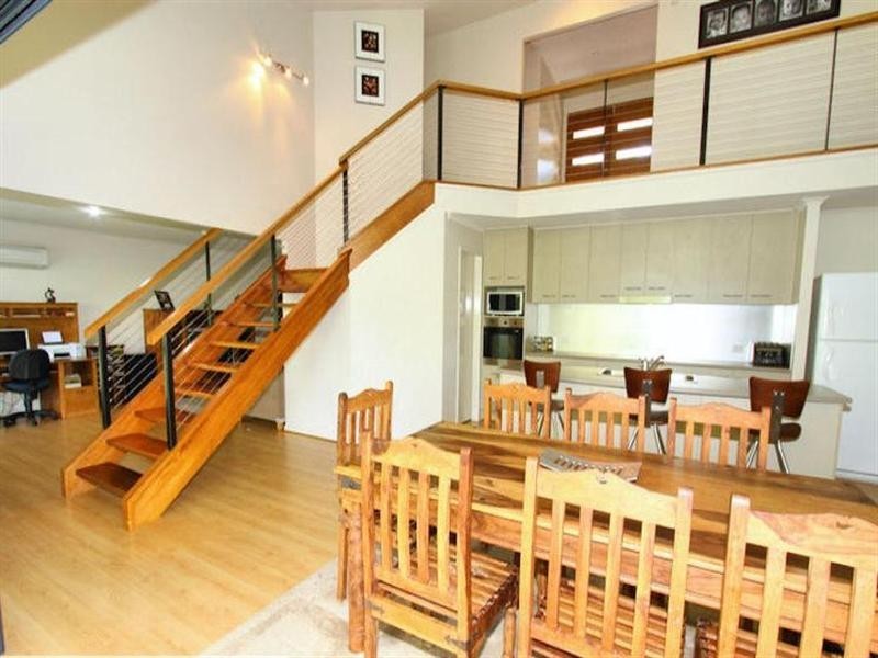 8 Torwood Court, Ferny Hills QLD 4055