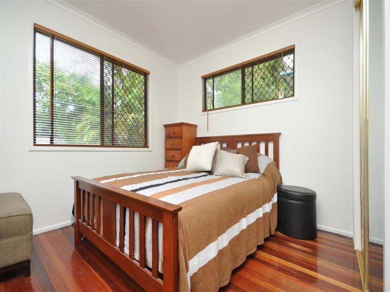 71 Narellan Street, Arana Hills QLD 4054