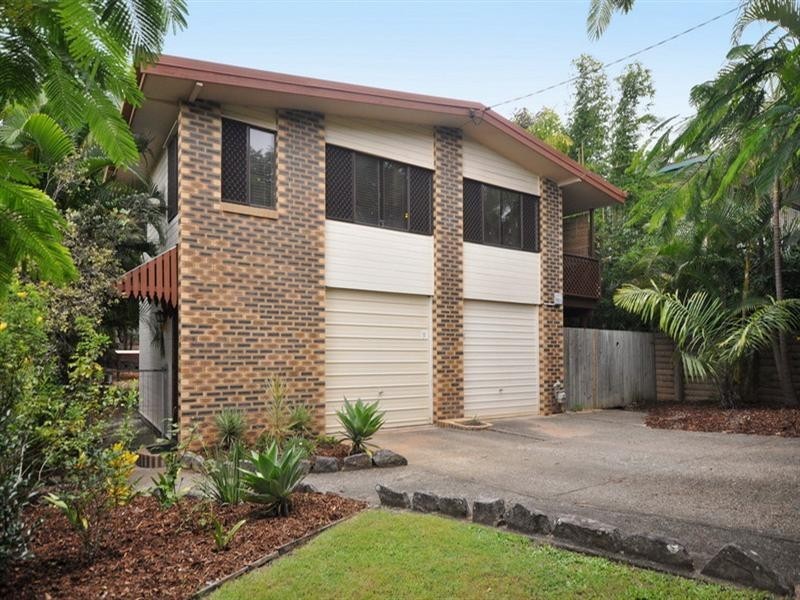 71 Narellan Street, Arana Hills QLD 4054