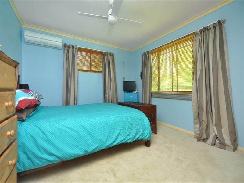 37 Teenan Street, Ferny Hills QLD 4055