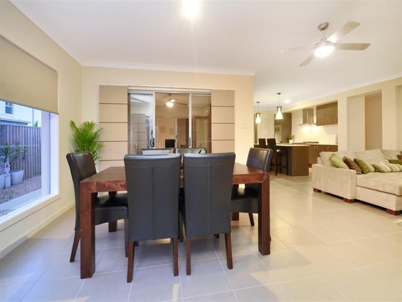 24 Rivergum Drive, Eatons Hill QLD 4037