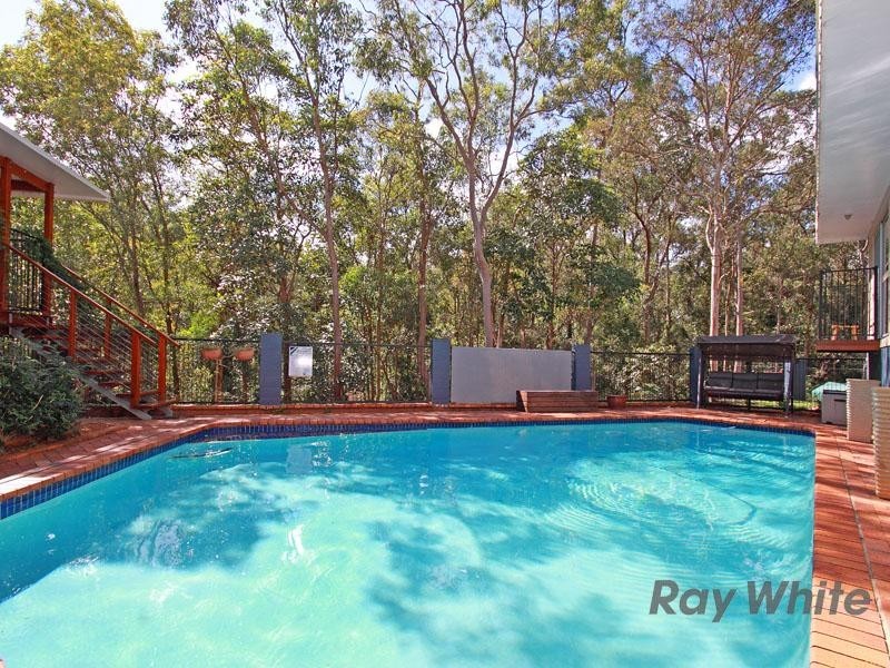 52 Hutton Road, Arana Hills QLD 4054