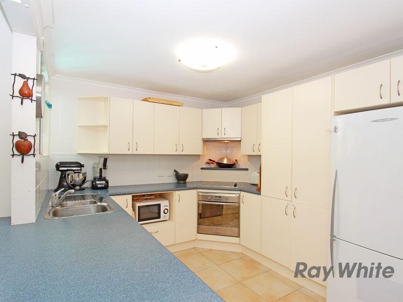 52 Hutton Road, Arana Hills QLD 4054