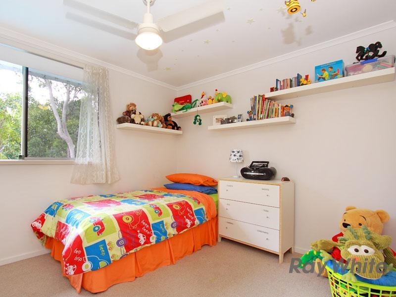 52 Hutton Road, Arana Hills QLD 4054