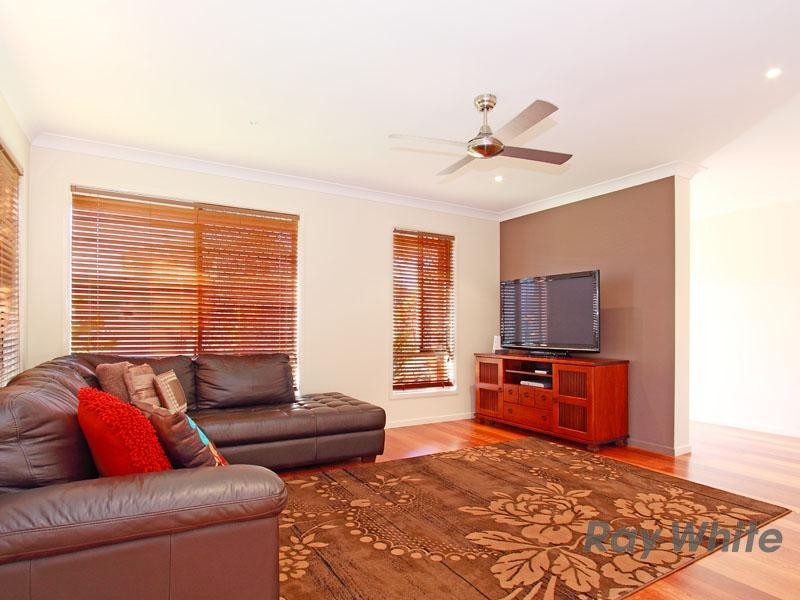 9 Pressland Street, Carseldine QLD 4034