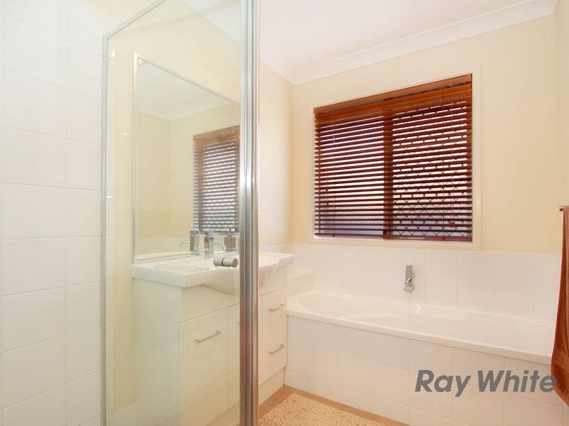 9 Pressland Street, Carseldine QLD 4034