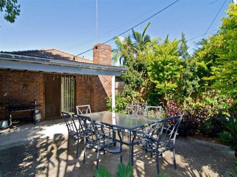 28 Glen Retreat Road, Mitchelton QLD 4053