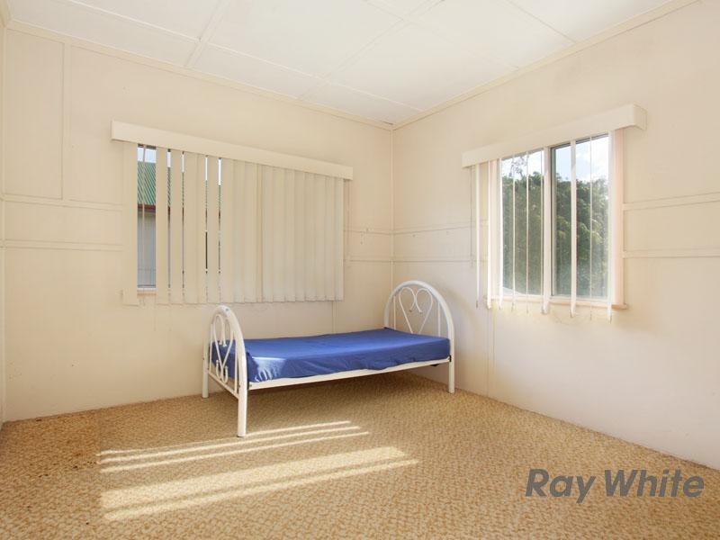 33 Gralton Street, Keperra QLD 4054