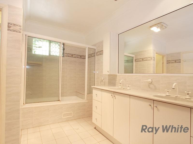 36 View Crescent, Arana Hills QLD 4054