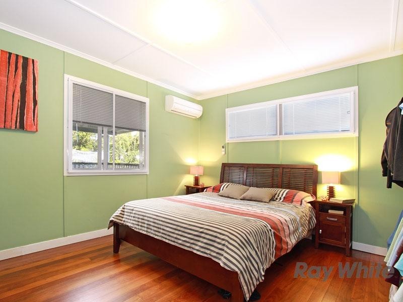 82 Ringrose Street, Stafford Heights QLD 4053