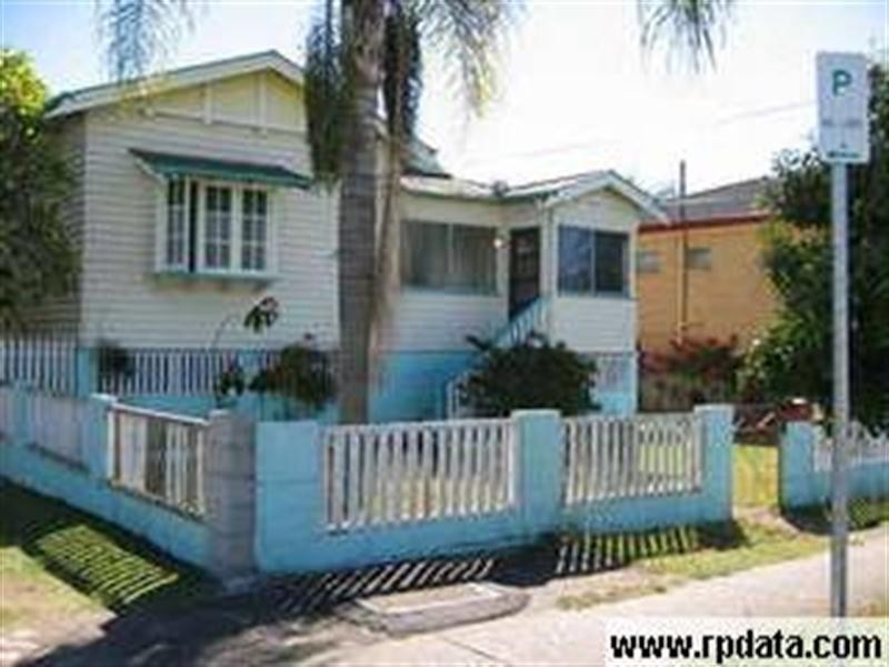 6 Potts Street, East Brisbane QLD 4169