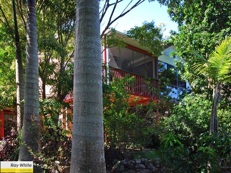 33 Barber Road, Ferny Hills QLD 4055