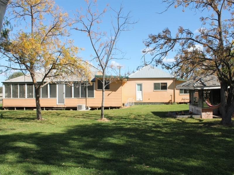 . Ballangarry Road, Thallon QLD 4497