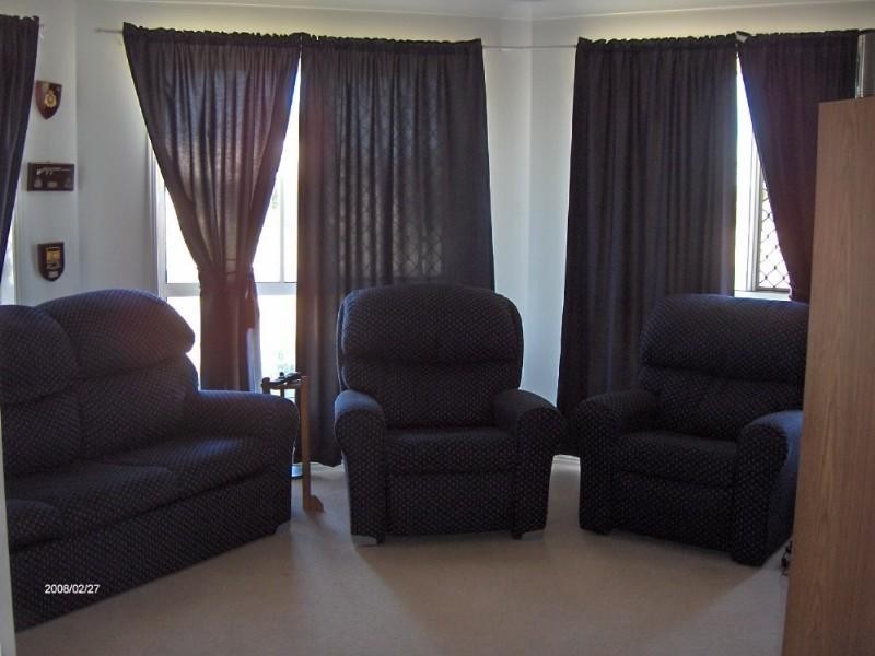 17 Taylor Street, St George QLD 4487