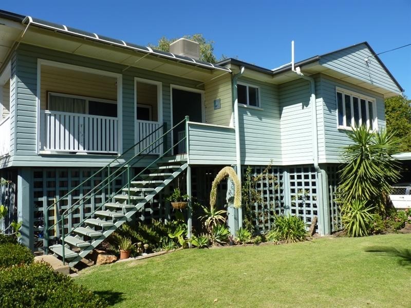 102 St Georges Terrace, St George QLD 4487