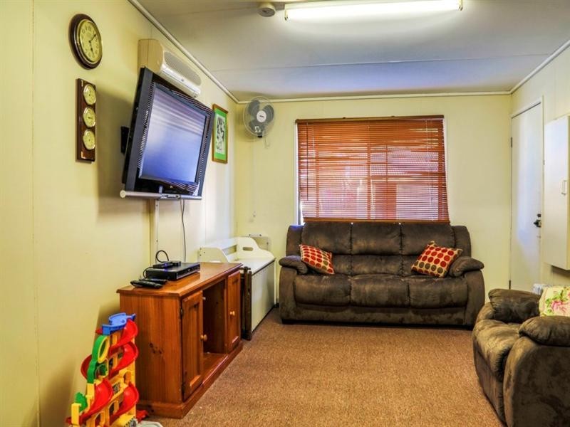 10 Victoria Street, St George QLD 4487