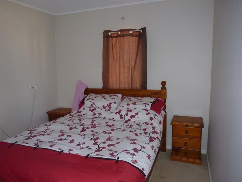 6 Boronia Avenue, St George QLD 4487