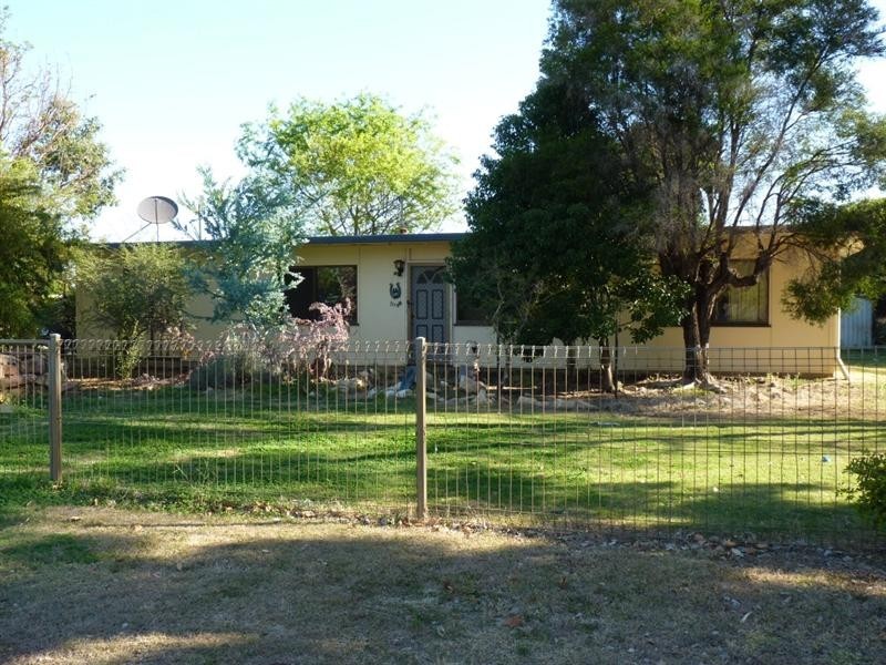 58 Barlee Street, St George QLD 4487