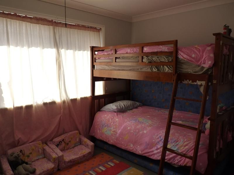 20 Taylor Street, St George QLD 4487