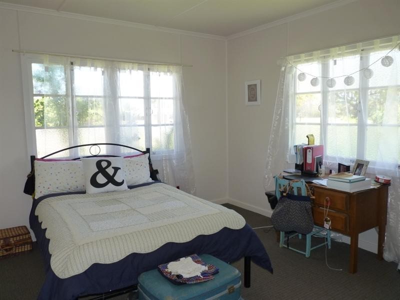 41 Church Street, St George QLD 4487